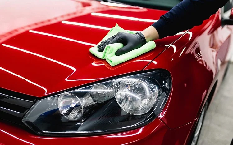 5 der besten Scheinwerfer-Aufbereitungsservices in München – Matte Scheinwerfer für bessere Sicht auffrischen