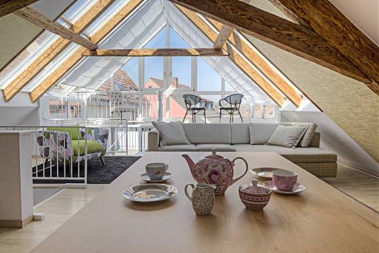 5 passende Leistungen für Dachbodenausbau in Augsburg – Dachflächen in Wohnraum verwandeln
